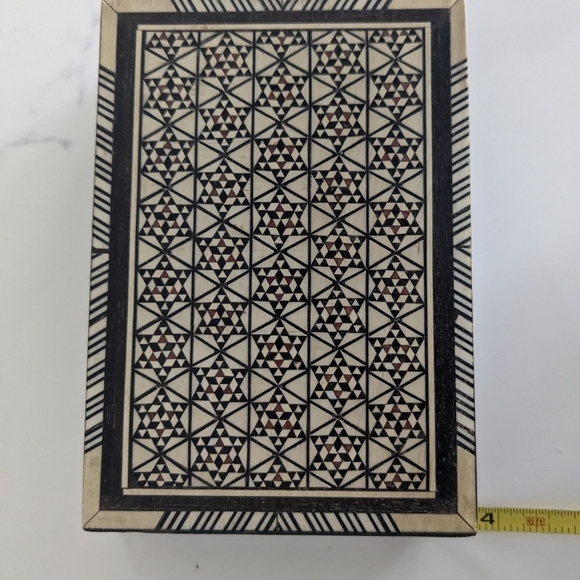 Moorish Wooden Marquetry Box - Picture 3 of 8